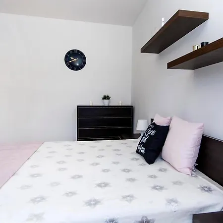 Stary Trakt 46 P3 Homestay *
